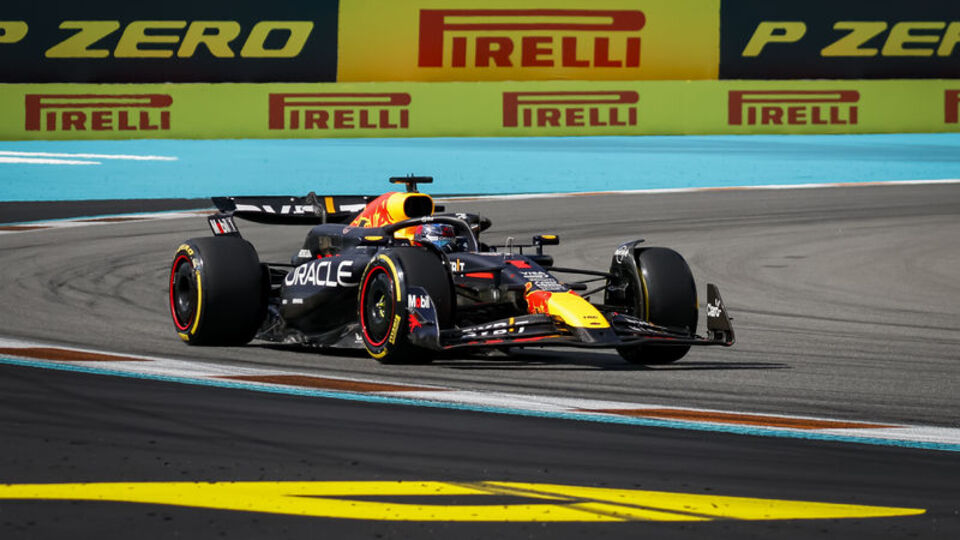 Miami'de sprint yarışı Verstappen'in!