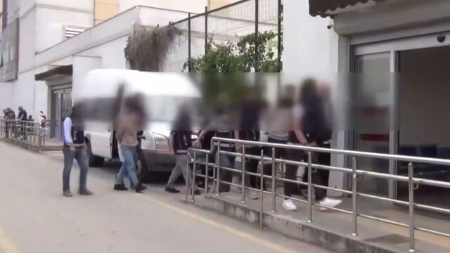 Göçmen kaçakçılarına operasyon: 12 tutuklama