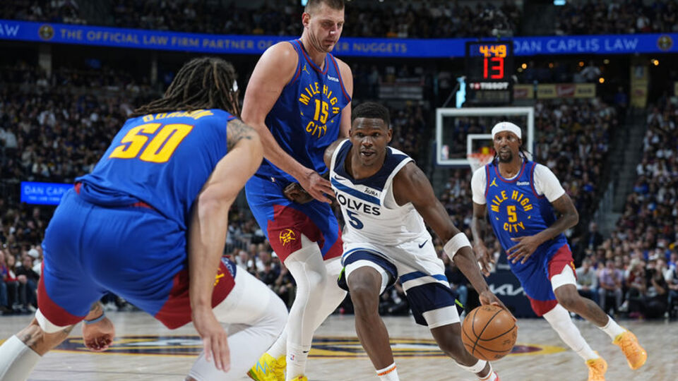 Nuggets'ı Timberwolves yıktı!