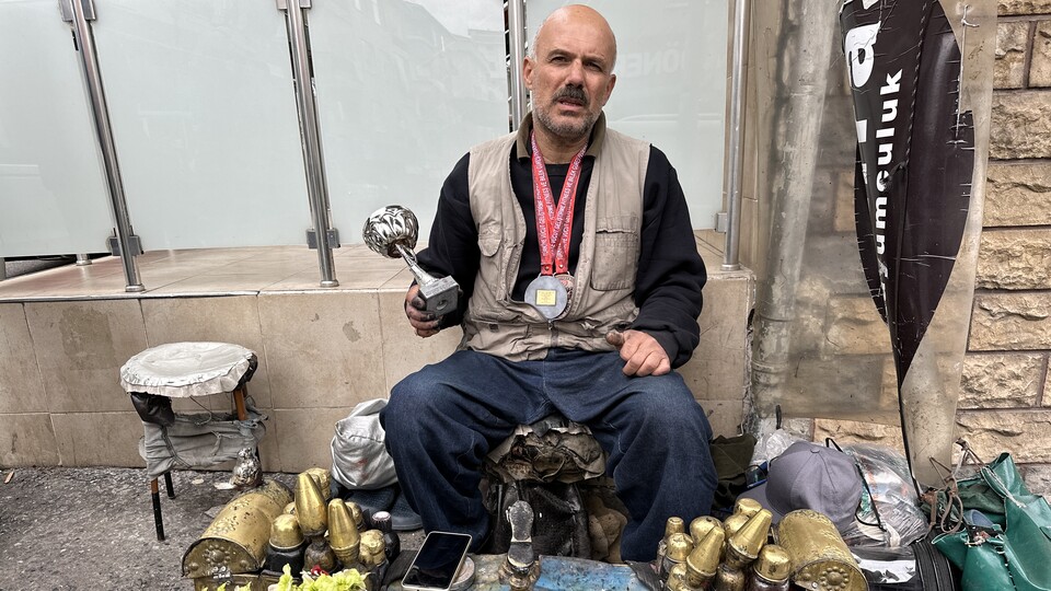 30 yıldır ayakkabı boyuyordu, Türkiye şampiyonu oldu