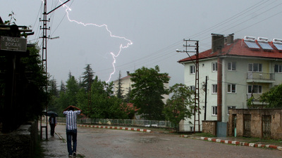 18 il için sarı kod! 4 bölgede sağanak
