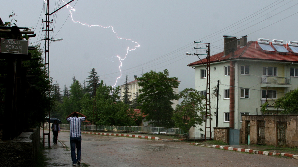18 il için sarı kod! 4 bölgede sağanak