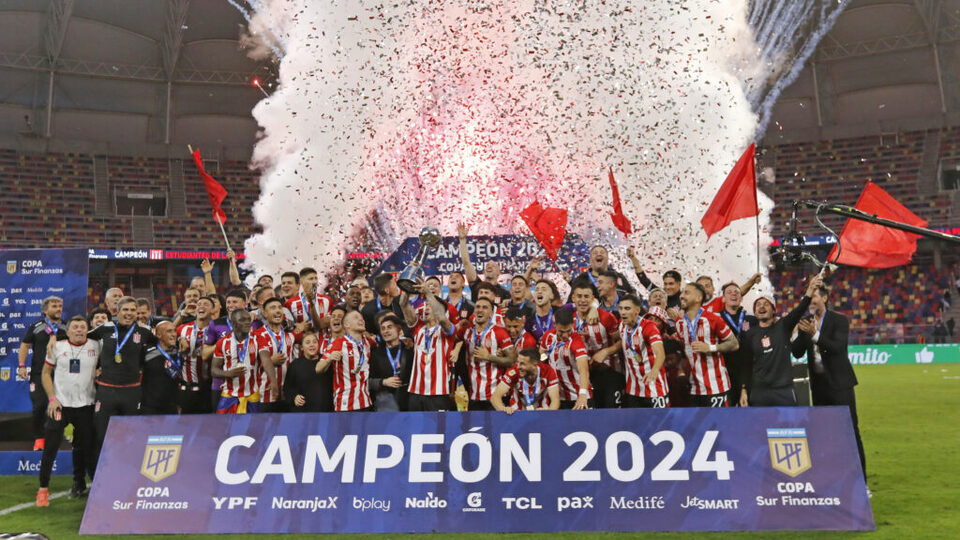 14 yıl aradan sonra şampiyon oldular!