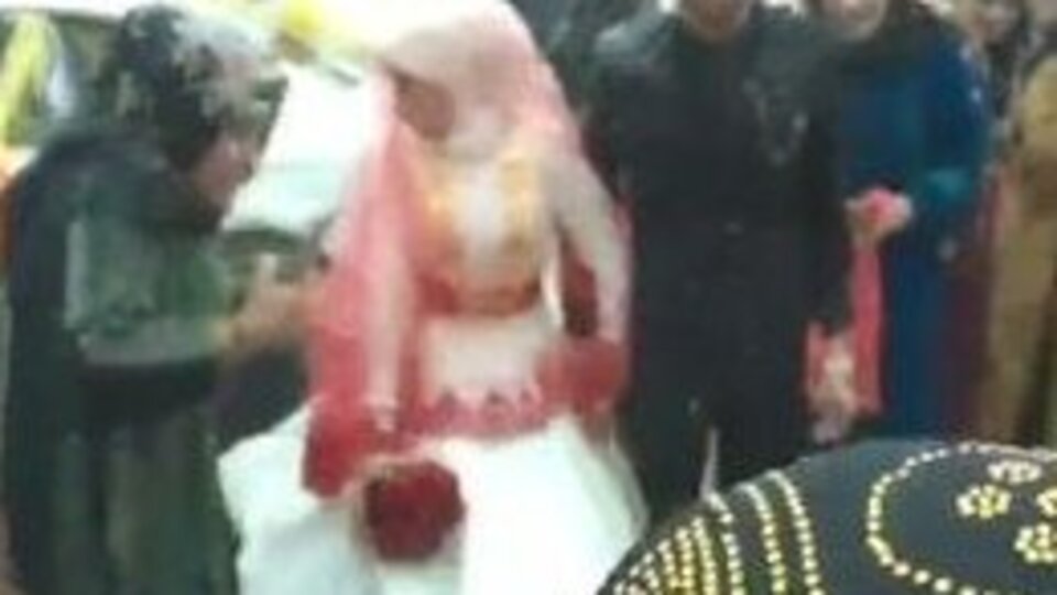Gelinin duvağını topluyordu, maganda kurşunuyla ağır yaralandı