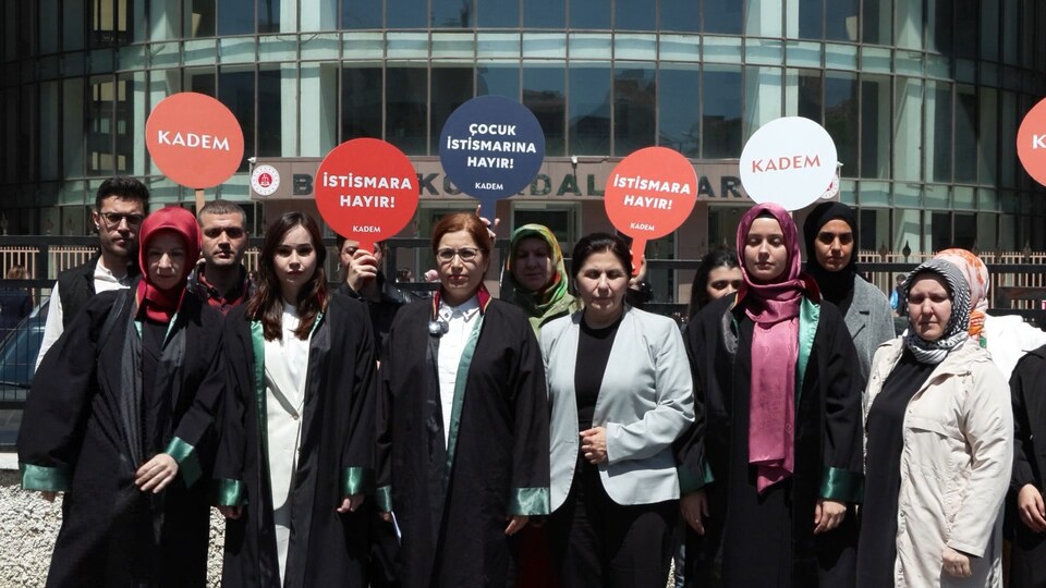 Sucu dükkanındaki özel odalı istismar dehşetinde dava başladı!