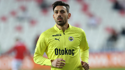 Fenerbahçe'de İrfan Can Kahveci şoku!