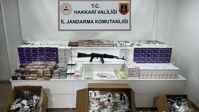 Göçmen kaçakçılığı operasyonları: 12 gözaltı