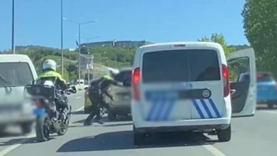 'Dur' ihtarına uymayan motosikletliye 24 bin lira ceza