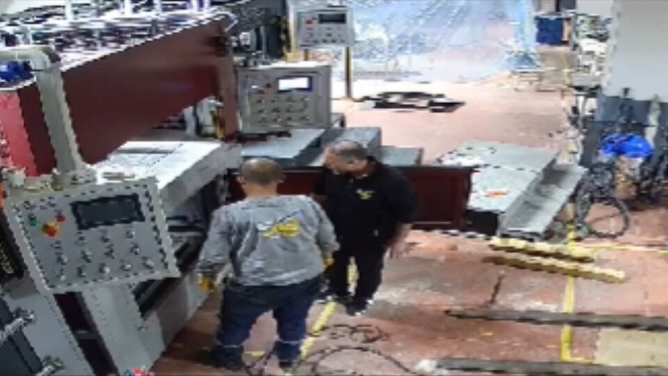 Faciadan saniyeler önce! Pres makinesinde feci ölüm