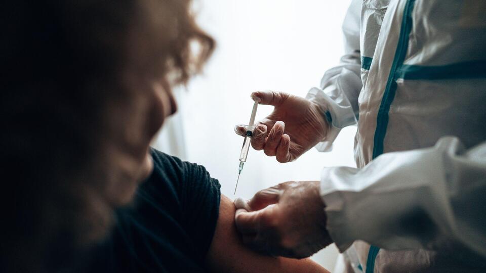 AstraZeneca, Covid-19 aşısını dünya çapında geri çekiyor