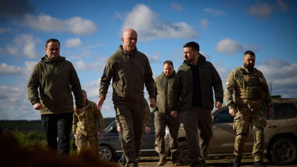 Zelenskiy kritik ismi görevden aldı