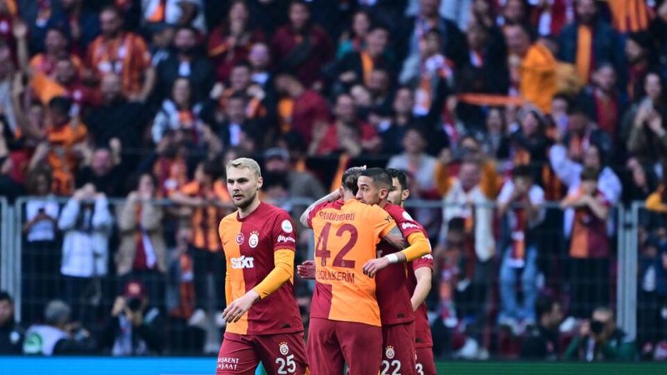 G.Saray'da 7 oyuncu sınırda!