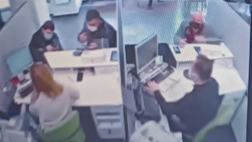 Sahtekârlar bu kez savcı kılığında!