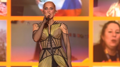 21 yıl sonra Eurovision sahnesinde