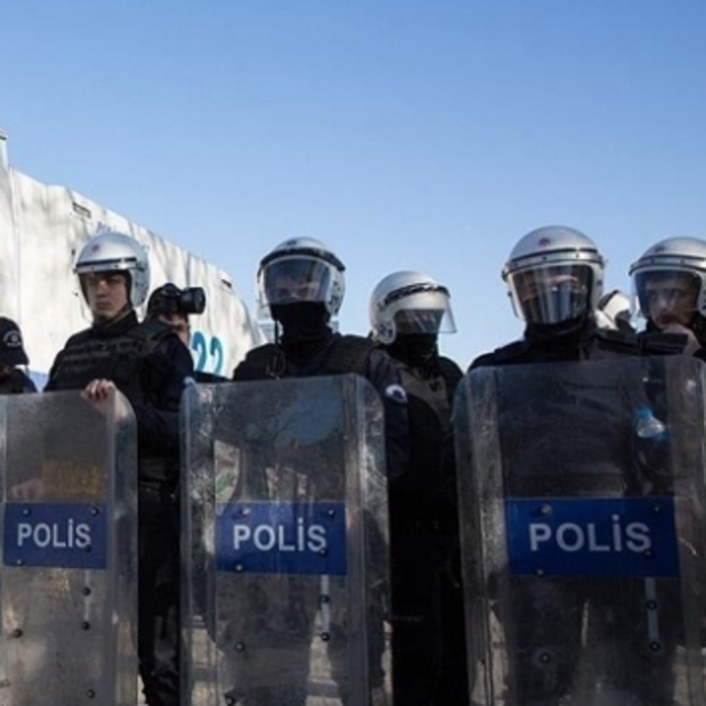 Van'da 6 günlük gösteri ve yürüyüş yasağı