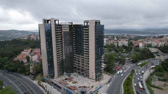 Sarıyer'deki hayalet binada çalışma yeniden durduruldu