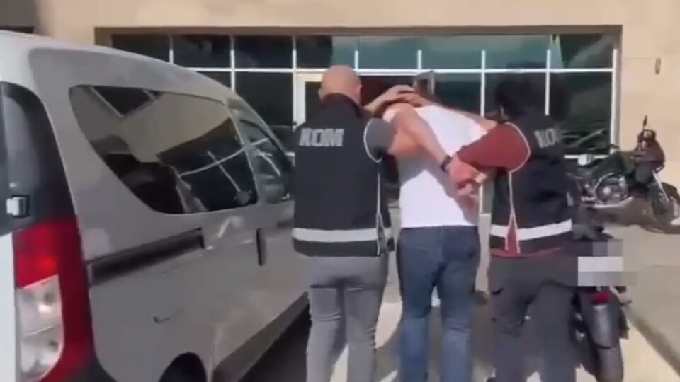 Kırmızı bültenle aranan gaspçı Antalya'da yakalandı