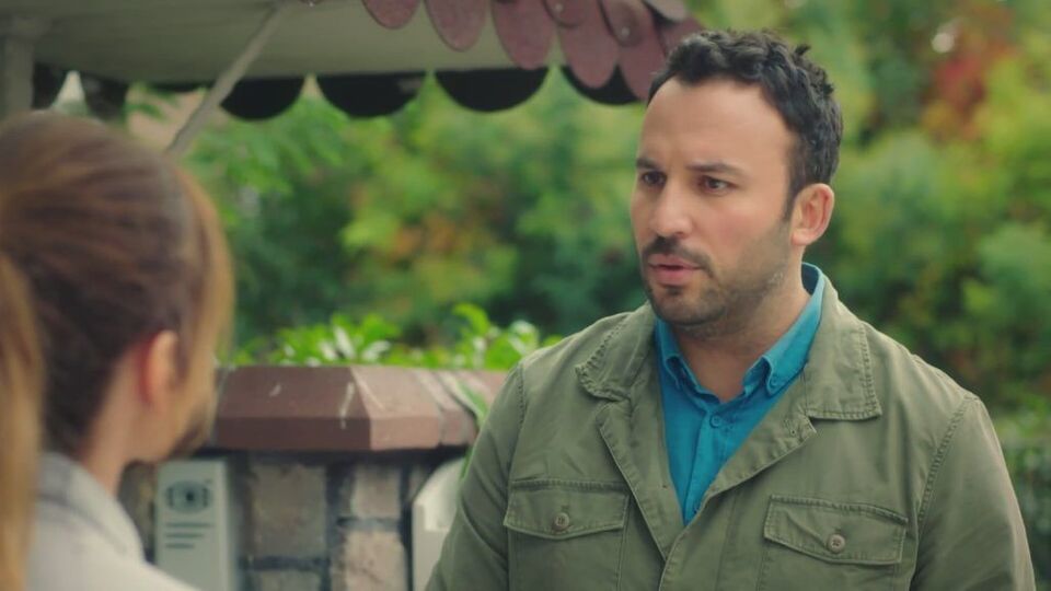 Ferit Aktuğ kimdir?