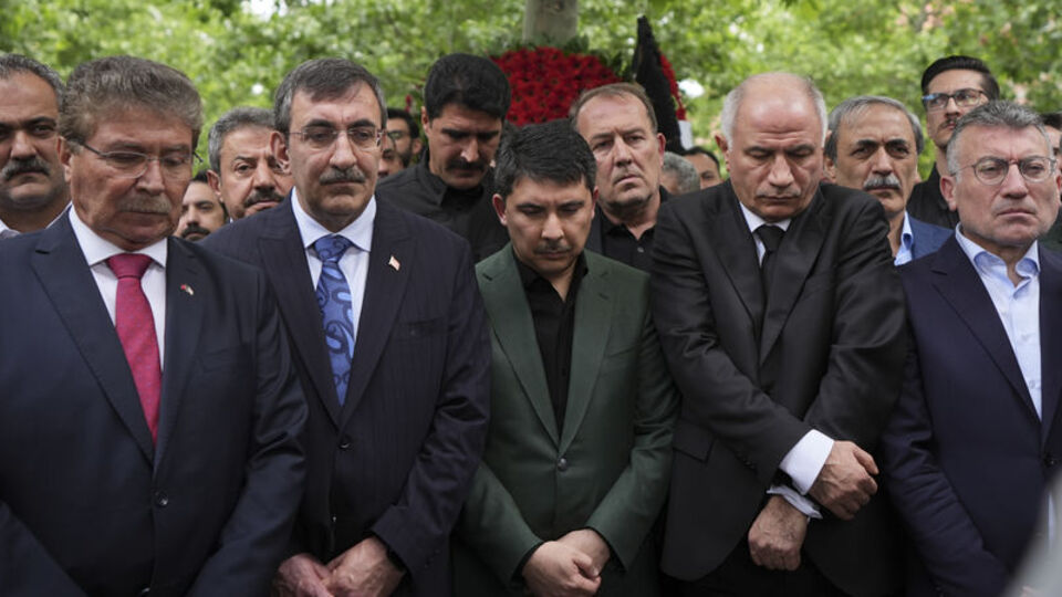 Osman Doğan son yolculuğuna uğurlandı