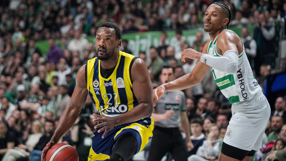 Fenerbahçe Beko, Bursaspor'u yıktı!