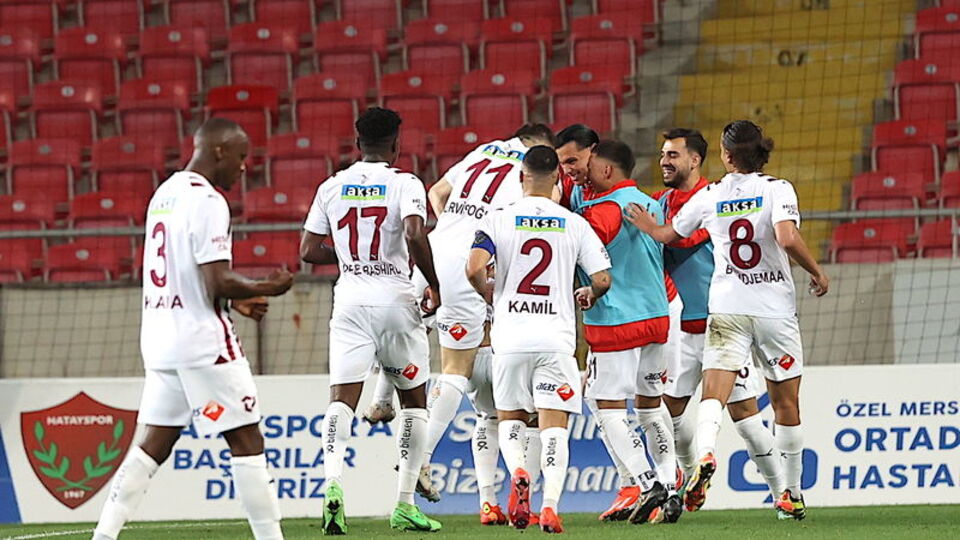 Hatayspor 2. yarıda açıldı!