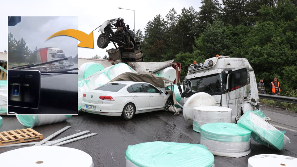 4 aracın karıştığı feci kaza kamerada