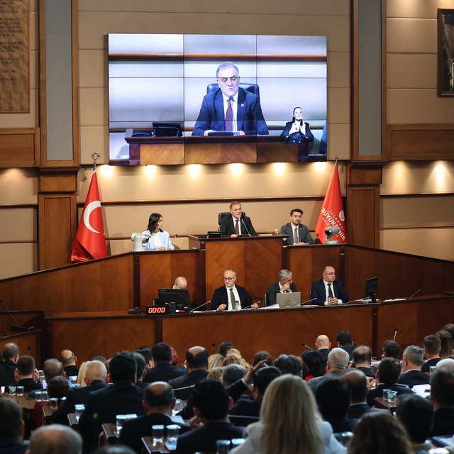 İBB Meclisi'nde 'Deniz Gezmiş' tartışması