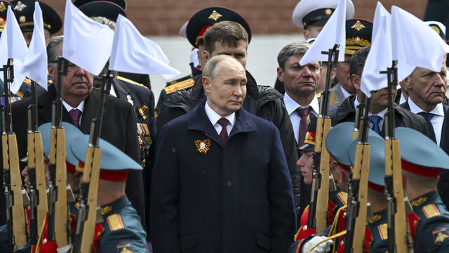 Putin yeni kabineyi onayladı