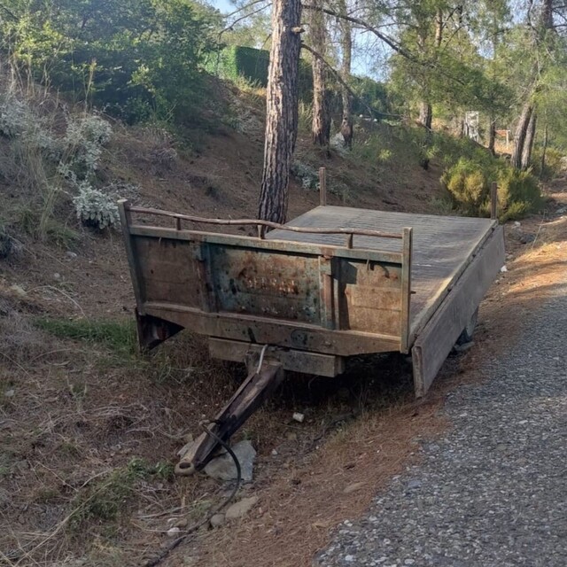 Traktörün altında kalan sürücü öldü