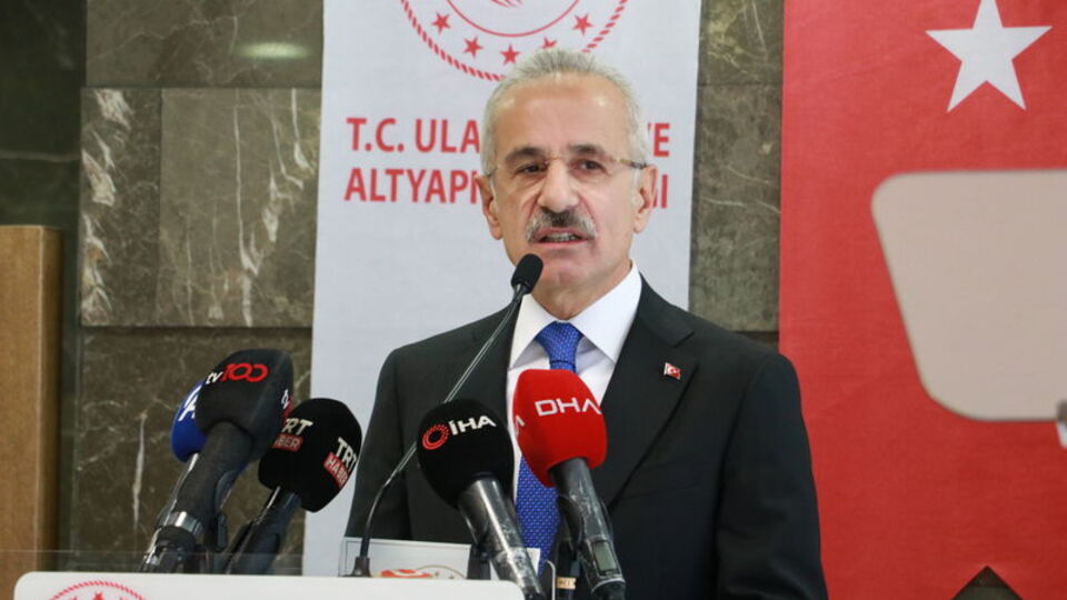 Bakan Uraloğlu'ndan otoyol ve köprü geçiş ücretine ilişkin açıklama