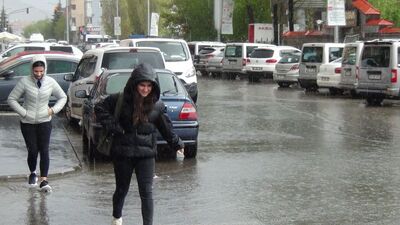 Meteoroloji'den kritik açıklama! Yurdun yarısında yağış var!