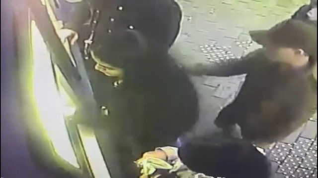 ATM'den para çekenler dikkat! Kaşla göz arasında milyonlarca liralık dolandırıcılık