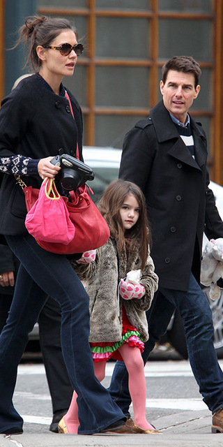  Babasıyla son bağını da kopardı