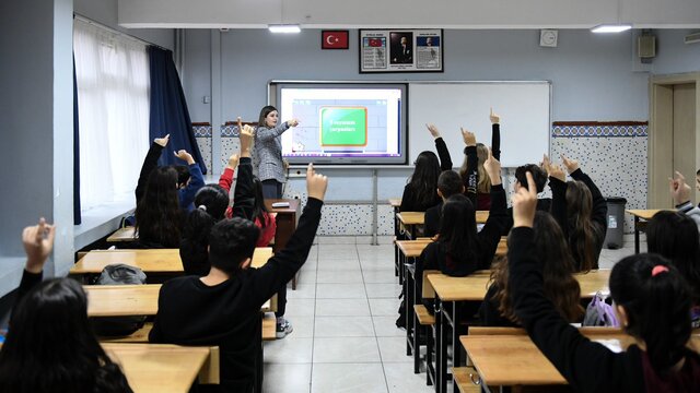  Sözleşmeli öğretmen için başvuru tarihleri belli oldu