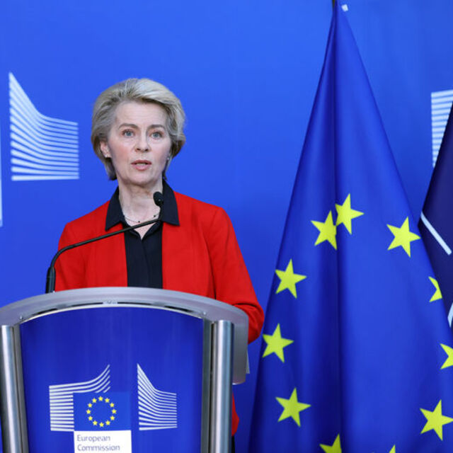 Leyen hakkındaki aşı davası ertelendi