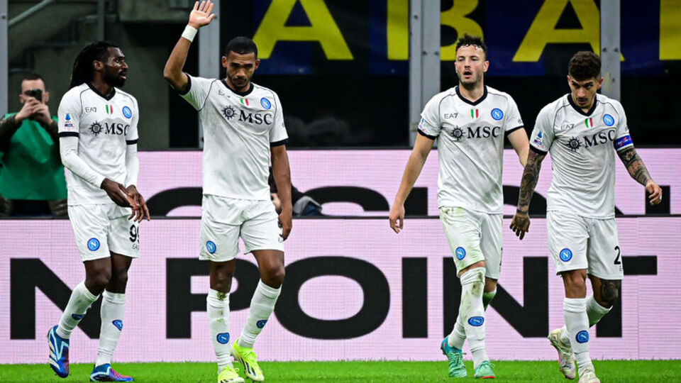 Napoli'nin galibiyet hasreti sürüyor!