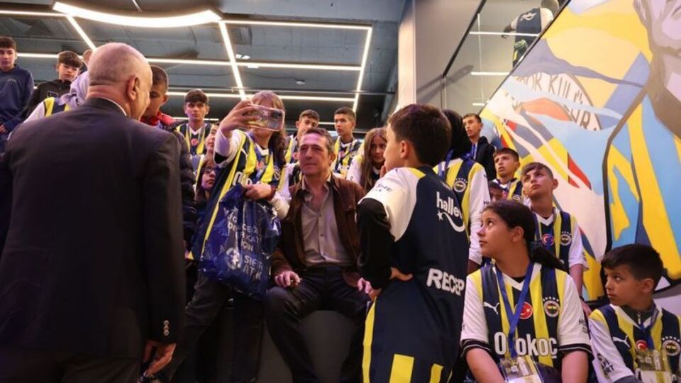 Depremzede öğrencileri misafir ettiler