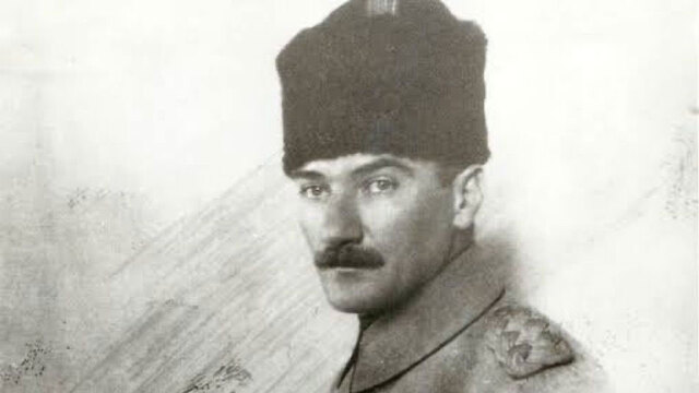 30 Nisan 1919 - Atatürk: Heyecandan dudaklarımı ısırdığımı hatırlıyorum!