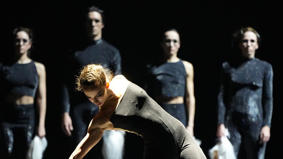 Sezon sonu prömiyer; 'Rezonans'