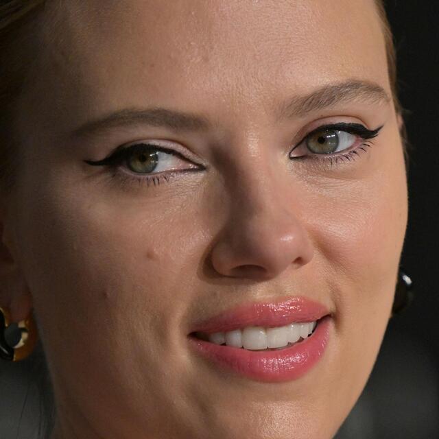 Scarlett Johansson: OpenAI sohbet robotunun sesimi taklit etmesine şoke oldum ve kızdım