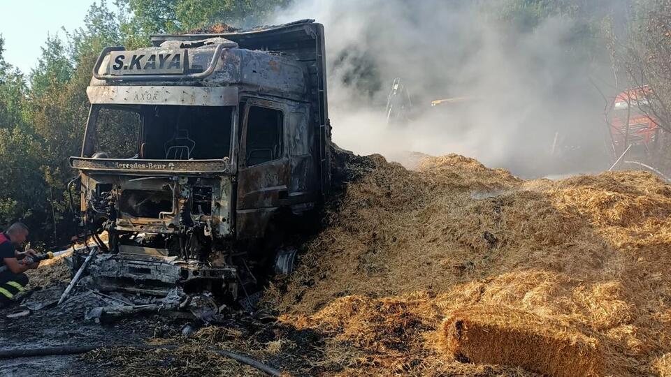Şoke eden hırsızlık! Yanan kamyonu çaldılar