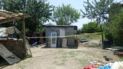 Tabancayla vurulmuş halde ağılında ölü bulundu