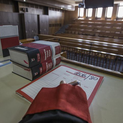 Organize Suçlarla Mücadele komiseri gözaltında