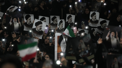 İran Cumhurbaşkanı Reisi'yi uğurluyor