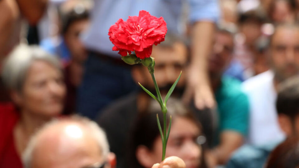 Cumartesi Anneleri'ne onay çıktı