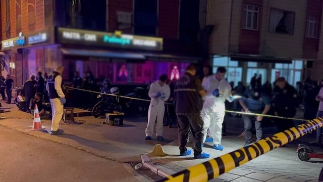  İstanbul'da pastaneye silahlı saldırı: 3 ölü, 5 yaralı