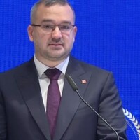 "TL'nin reel olarak değer kazanmasını bekliyoruz"