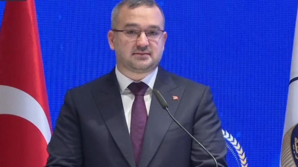 "TL'nin reel olarak değer kazanmasını bekliyoruz"