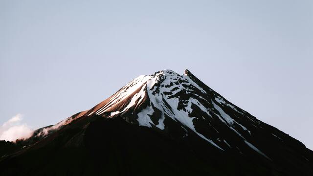Everest'e çıkıp sonra çakıldılar