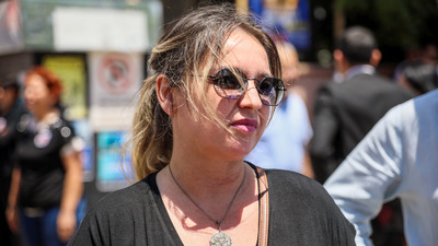 Abladan kadın okul idarecisine darp!